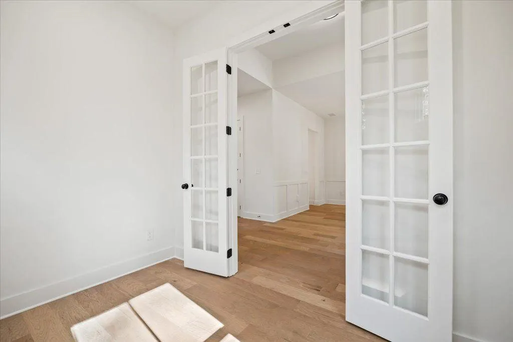 Gainesville, Georgia 30506, United States, 5 Bedrooms Bedrooms, ,5 BathroomsBathrooms,Residential,Active,174075