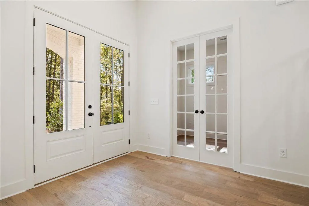 Gainesville, Georgia 30506, United States, 5 Bedrooms Bedrooms, ,5 BathroomsBathrooms,Residential,Active,174075