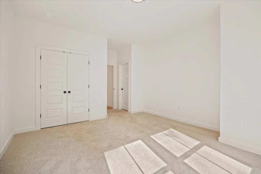 Gainesville, Georgia 30506, United States, 5 Bedrooms Bedrooms, ,5 BathroomsBathrooms,Residential,Active,174075