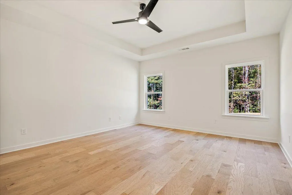 Gainesville, Georgia 30506, United States, 5 Bedrooms Bedrooms, ,5 BathroomsBathrooms,Residential,Active,174075