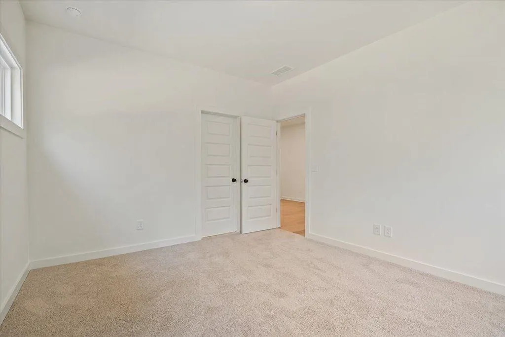 Gainesville, Georgia 30506, United States, 5 Bedrooms Bedrooms, ,5 BathroomsBathrooms,Residential,Active,174075