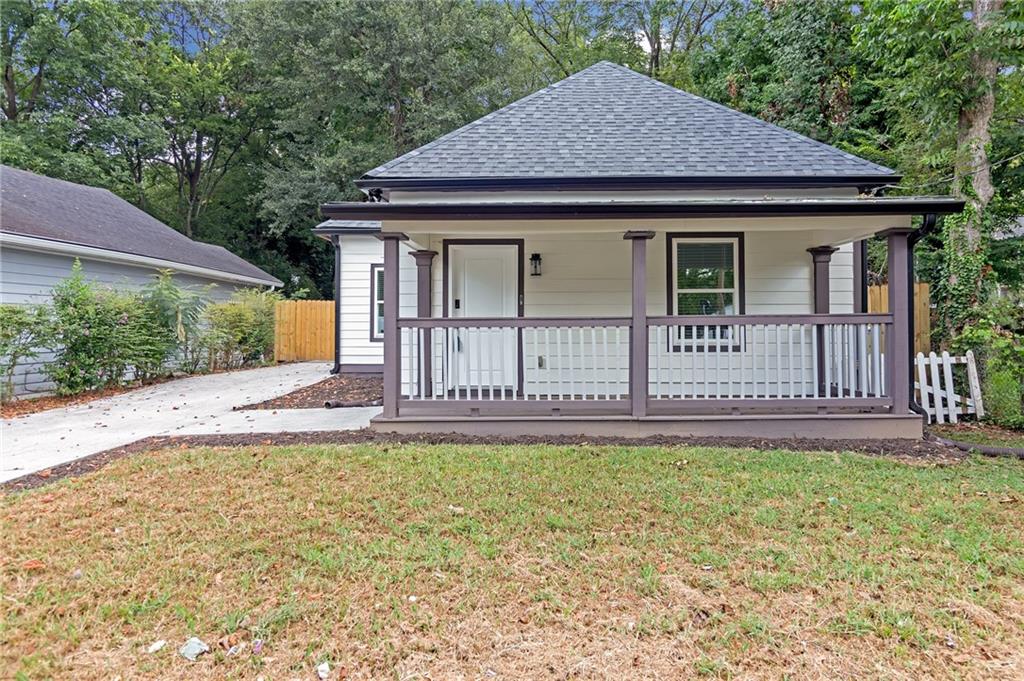 1055 Mayson Turner Road, Atlanta, Georgia image 1