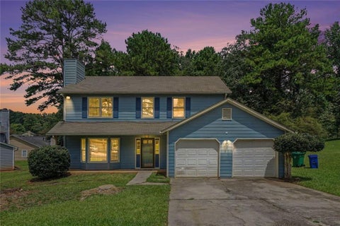 Homes For Sale - 5458 Winslow Crossing<br/> Dekalb County, Lithonia, GA 30038