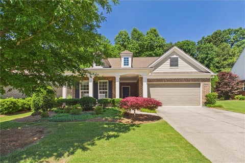 Homes For Sale - 2960 Thistle Trail<br/> Forsyth County, Suwanee, GA 30024