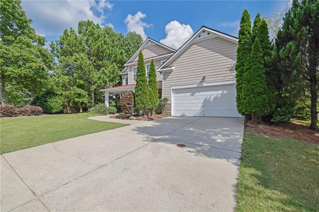 2945 Links View Way