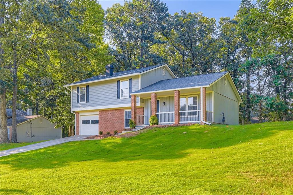 2365 Rock Hollow Drive