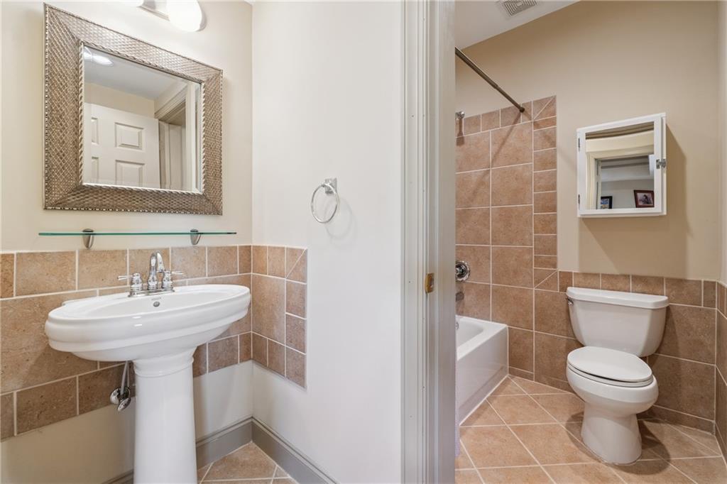 6840 N Creekside Point, Cumming, Georgia image 34
