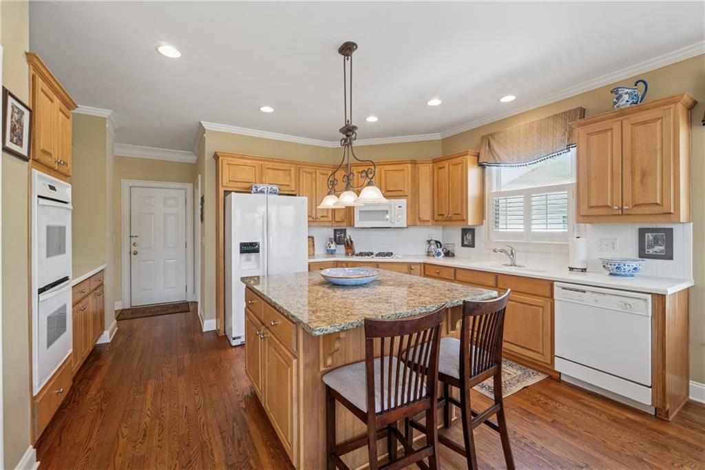 6840 N Creekside Point, Cumming, Georgia image 11