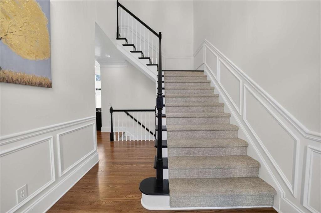 1015 Heatherbrook Lane