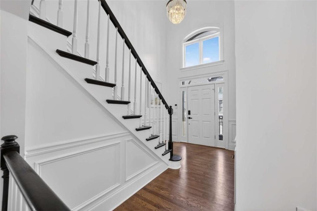 1015 Heatherbrook Lane