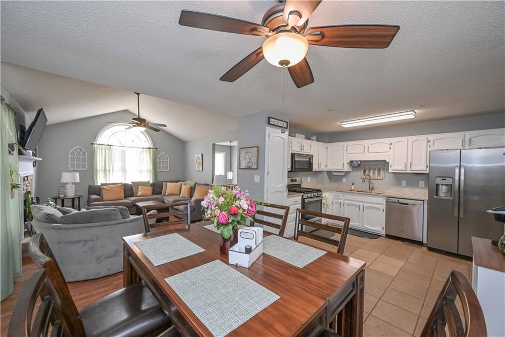 324 Madeline Way, Temple, Georgia image 9