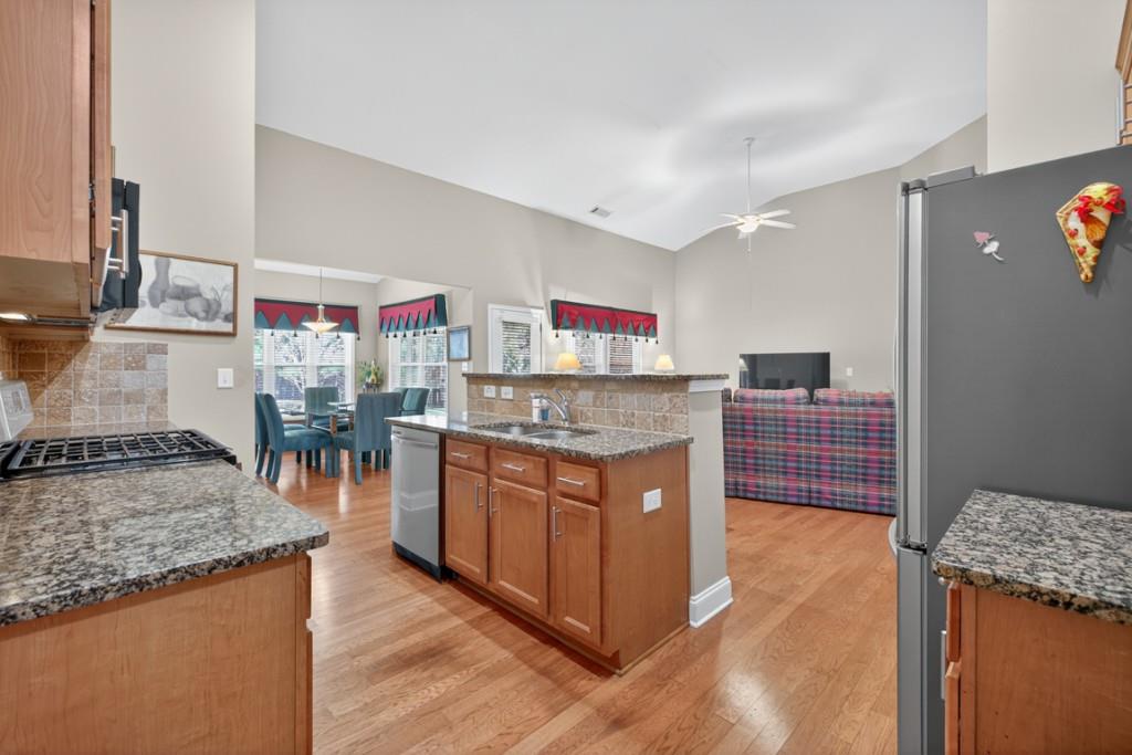 Willoughby Cove - Residential