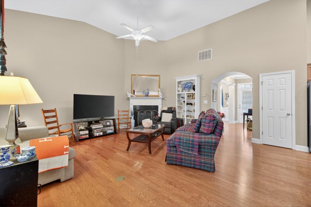 Willoughby Cove - Residential