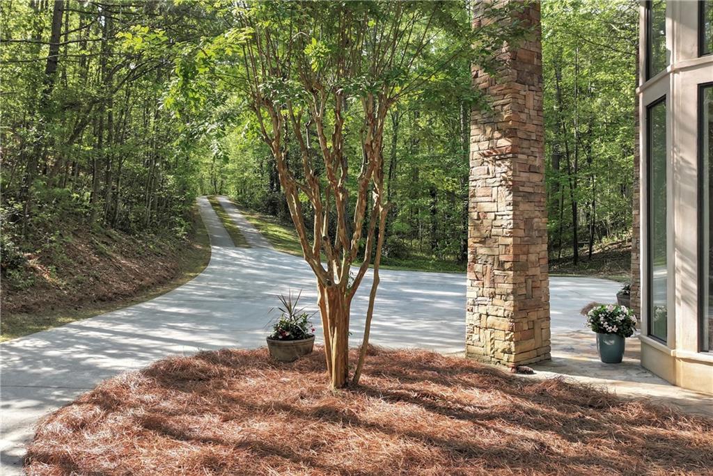 6960 Riverside Drive