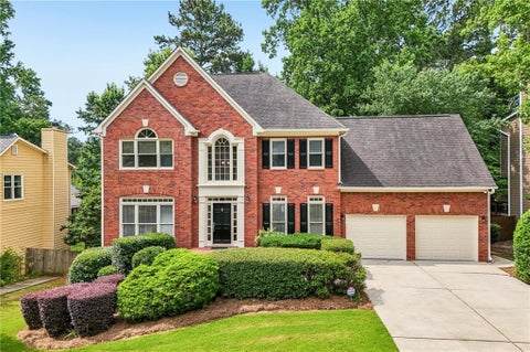 Homes For Sale - 7215 Amberleigh Way<br/> Fulton County, Johns Creek, GA 30097