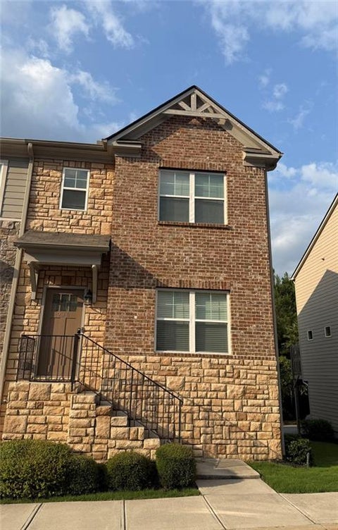 Townhouse For Sale - 230 Ismal Drive<br/> Atlanta, GA 30331
