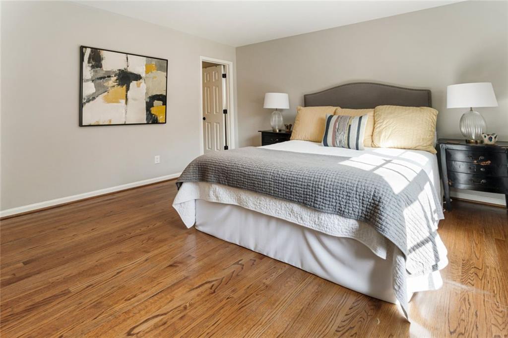 SIBLEY FOREST - Residential Lease
