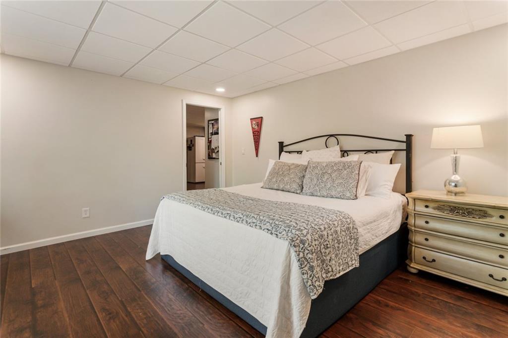 SIBLEY FOREST - Residential Lease