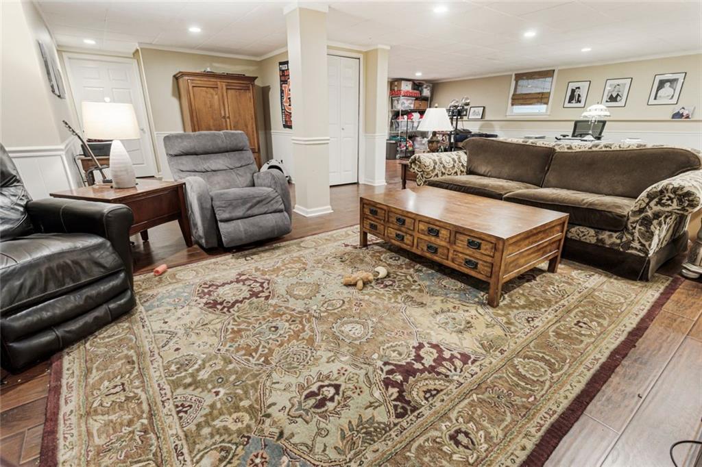 SIBLEY FOREST - Residential Lease
