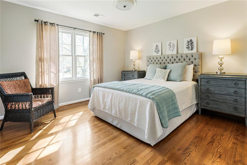 SIBLEY FOREST - Residential Lease