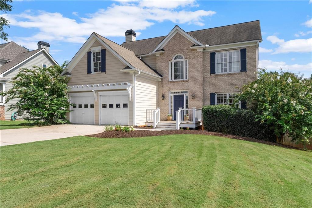 8455 Woodland View Drive