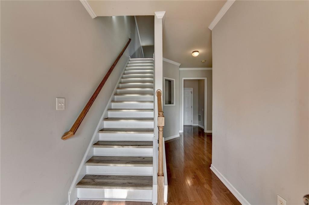 617 Grove Manor Park