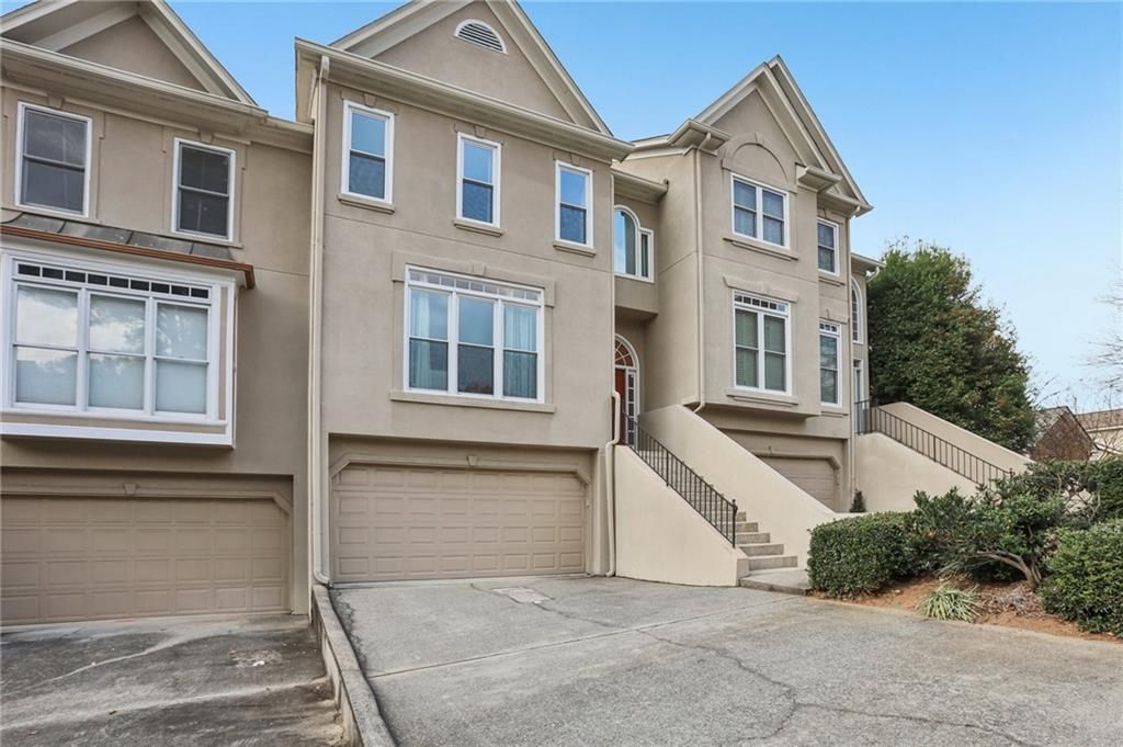 Photo of 2324 Goodwood Boulevard SE, Smyrna, GA 30080 (MLS # 7685429)