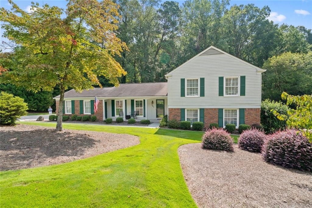 FOX HILLS - Residential