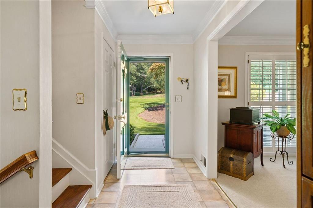 237 Lamplighter Lane SE