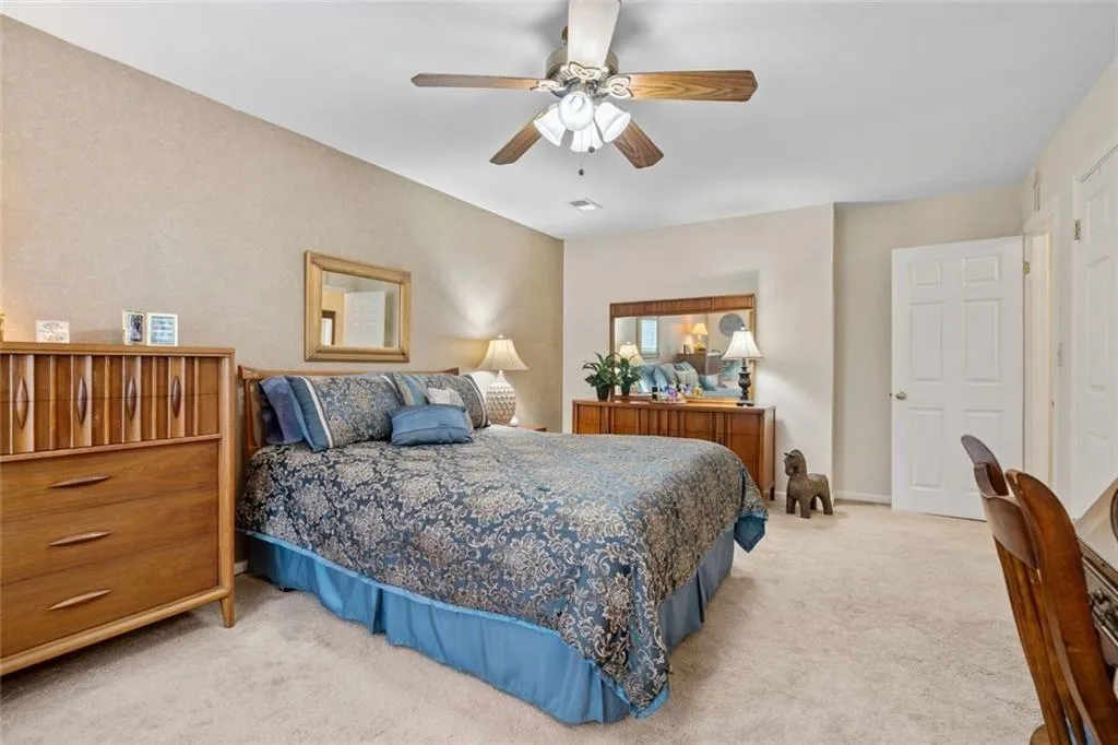 Marietta, Georgia 30067, United States, 4 Bedrooms Bedrooms, ,3 BathroomsBathrooms,Residential,Active,206075