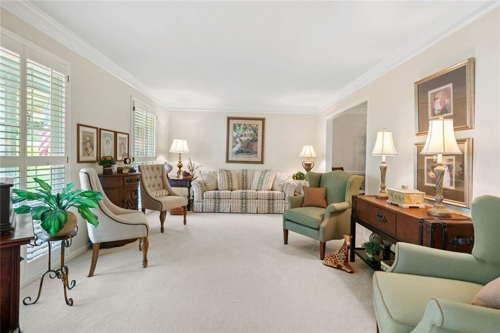 237 Lamplighter Lane SE