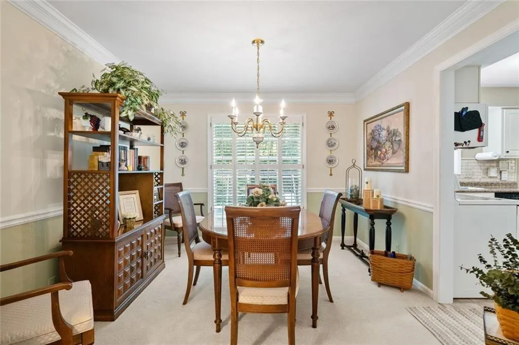 Marietta, Georgia 30067, United States, 4 Bedrooms Bedrooms, ,3 BathroomsBathrooms,Residential,Active,206075