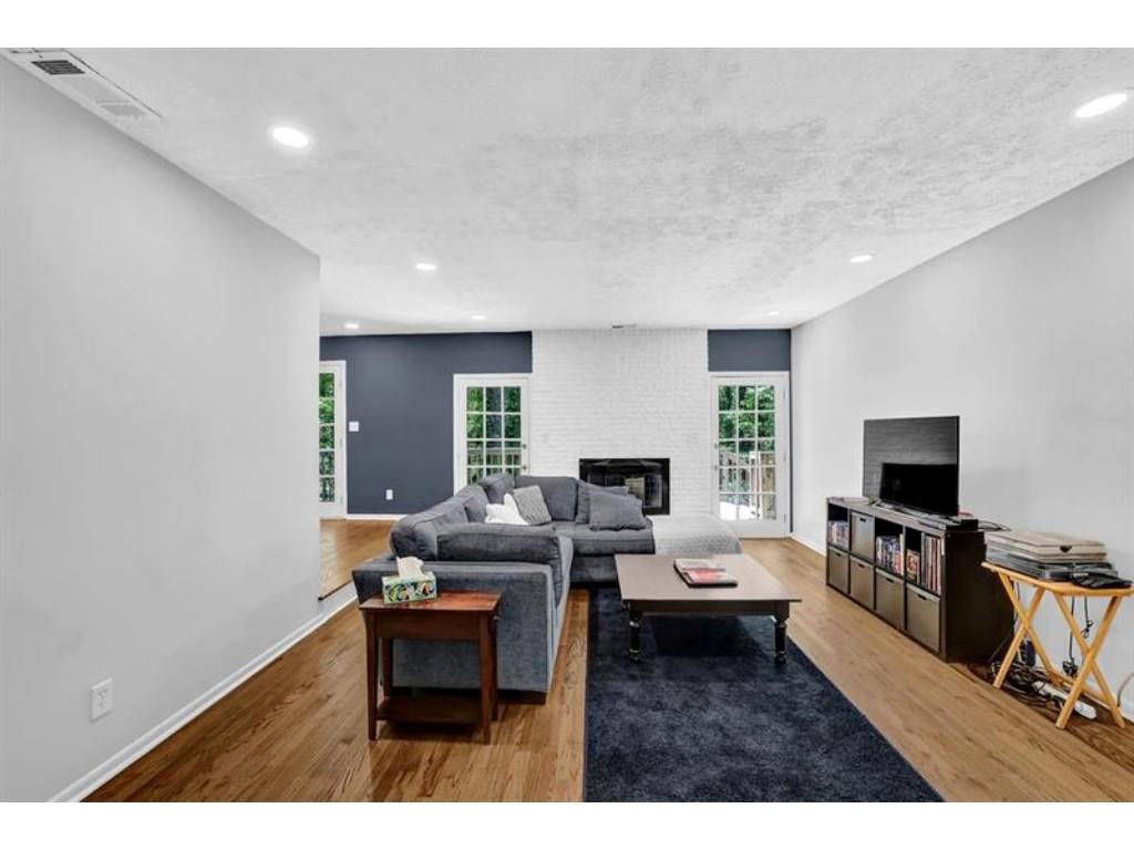 4066 Covered Bridge Road SW