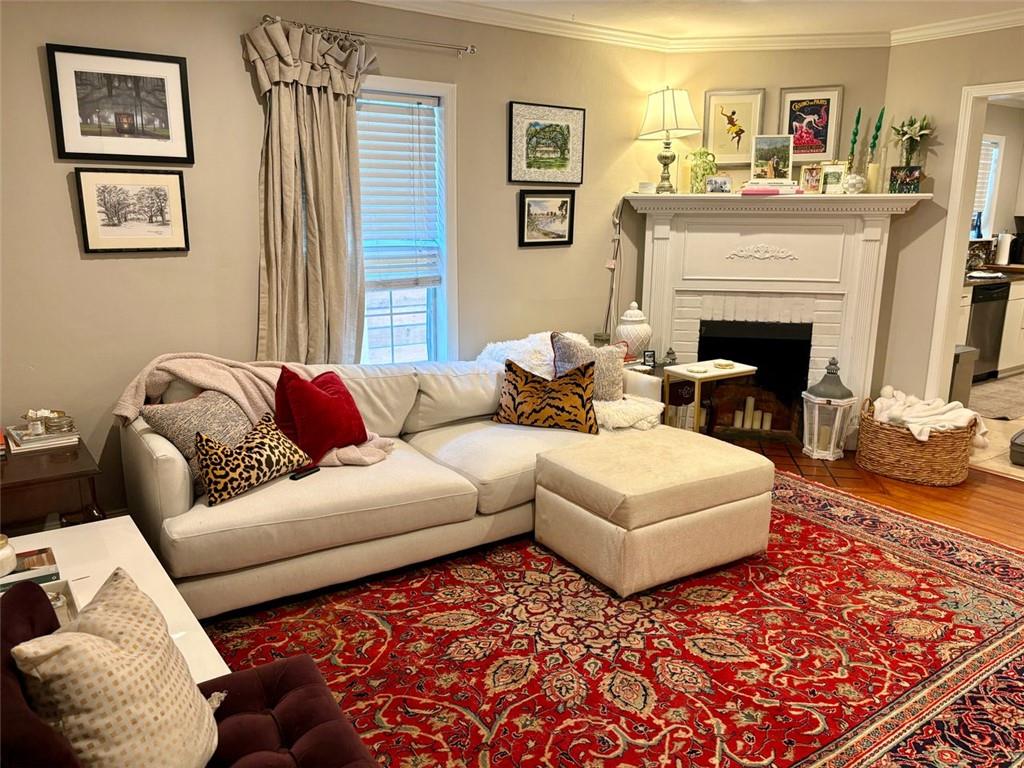 Don’t miss the chance to live in the heart of Midtown! This 2-bedroom, 2-bathroom unit is ideally located close to Piedmont Park, with easy access from the Dutch Valley Pl and Westminster Dr entrance.
This unit features hardwood floors throughout, a kitchen with granite countertops and marble floors, a shared laundry and a shared fenced front yard. Biweekly yard maintenance, quarterly pest control, and water are included in the rent. This unit also has exclusive use of a detached 2-car garage.
Experience city life near Piedmont Park, the Beltline, and an array of shops and restaurants — all in one of Atlanta’s most vibrant neighborhoods. Agent owned and managed.