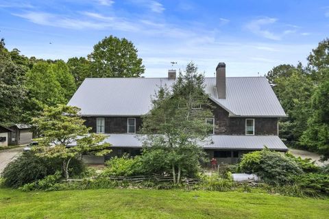 A home in Dawsonville