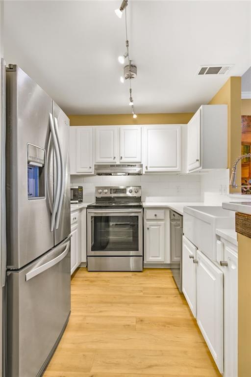 1101 Juniper Street NE 922