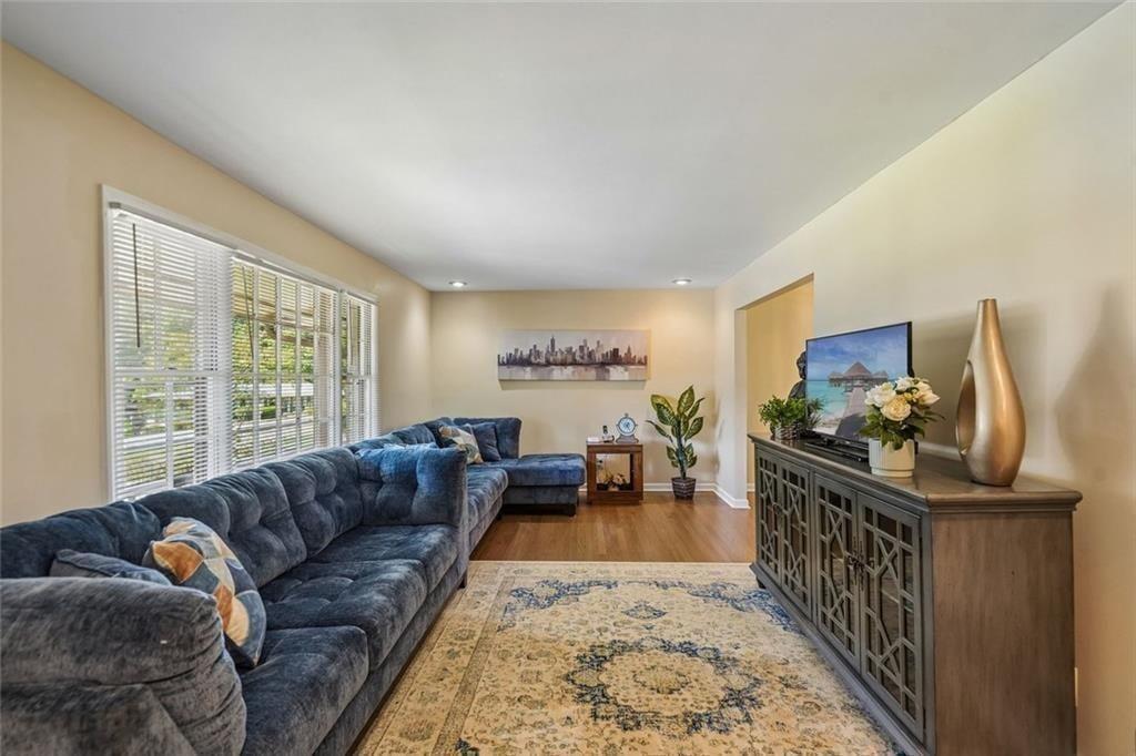 3076 Briarleaf Drive