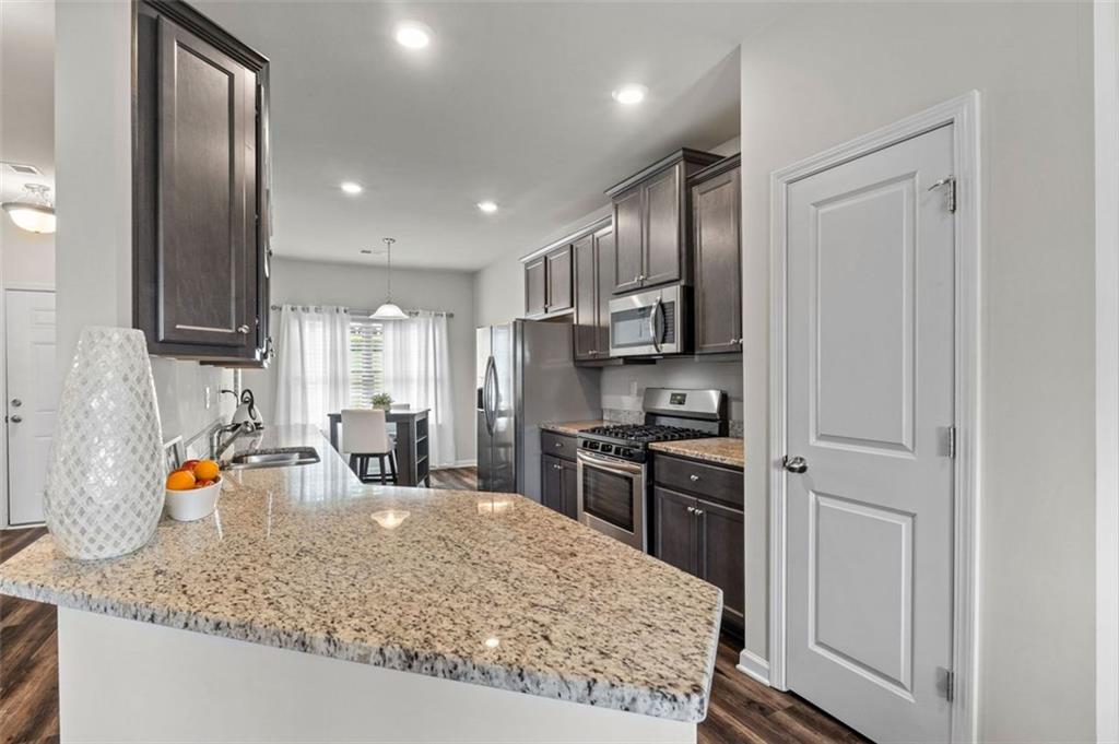 119 Saint Margrit Circle, Stockbridge, Georgia image 13