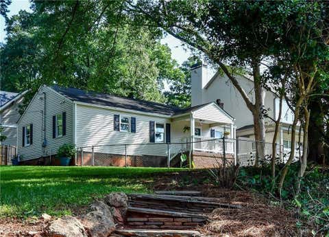 Homes For Sale - 1470 Woodbine Avenue<br/> Atlanta, GA 30317