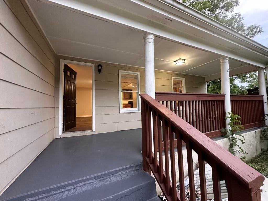 1095 S Burnt Hickory Road, Douglasville, Georgia image 1