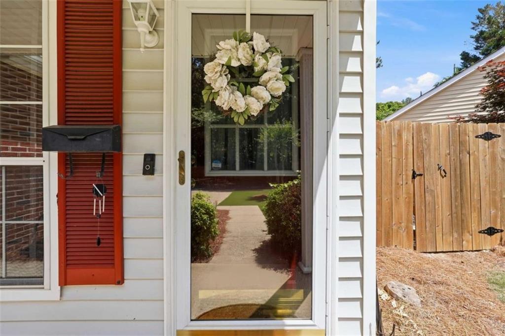 2602 Laurel Lane