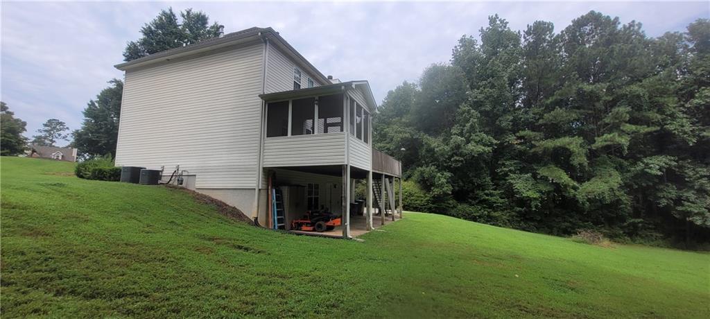 105 Bridle Court
