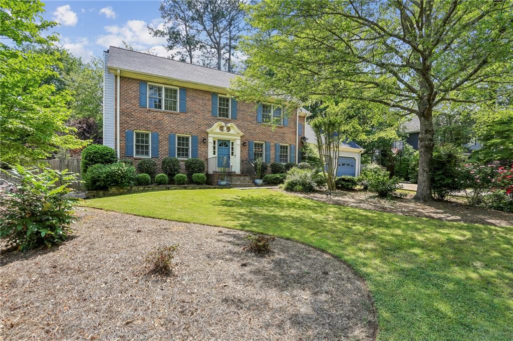 3322 Woodsfield Drive NE