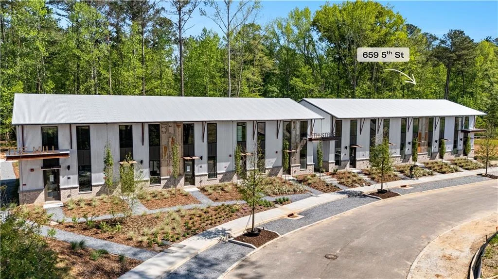 659 5th Street