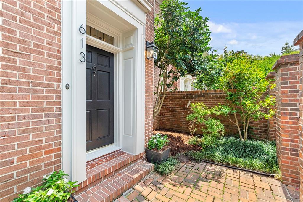 613 Pinetree Drive