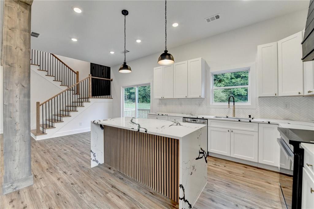 6893 Magnolia Street, Lithonia, Georgia image 17