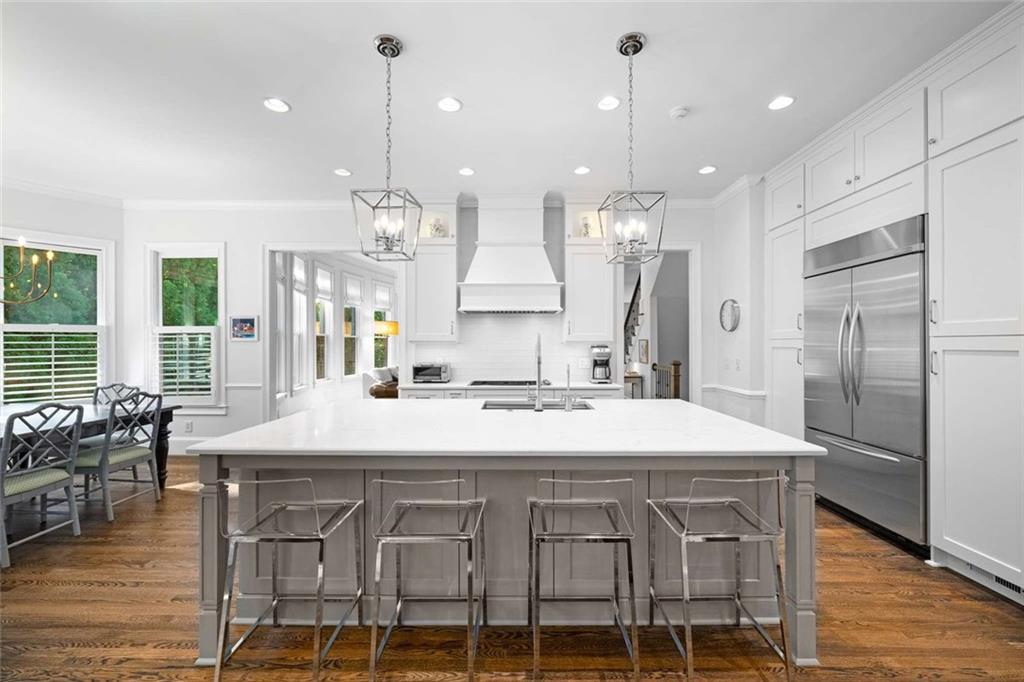 5015 Oakhurst Walk