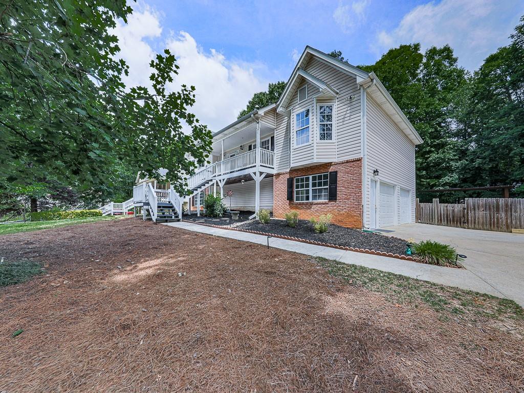 445 Highlander Way