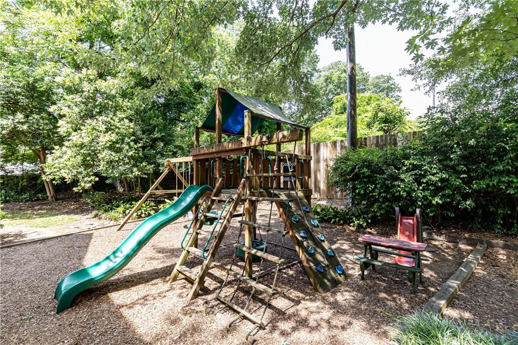 Wieuca at Roswell - Residential