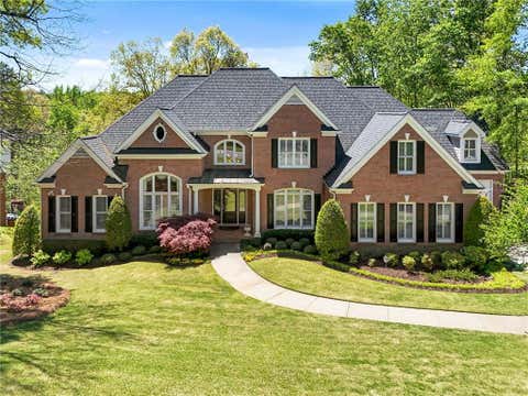 Homes For Sale - 4110 Runnymede Drive<br/> Lilburn, GA 30047